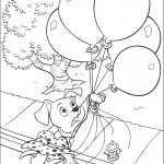 כלב קשור לצרור בלונים