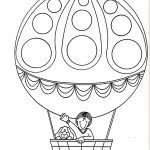 ילד וכלב בבלון פורח