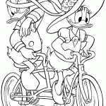 דונאלד ודייזי דאק רוכבים על אופניים