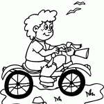 ילד רוכב על אופניים