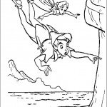 דף צביעה וונדי ופיטר פן עפים בשמיים