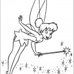 דף צביעה טינקרבל ומטה הקסמים