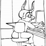 דף צביעה חייזר עובד במחשב