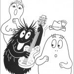 דף צביעה ברבא-נוי מנגן בגיטרה