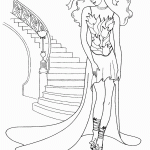 שמלה עם שובל בעיטור פרחים שמלה עם שובל בעיטור פרחים