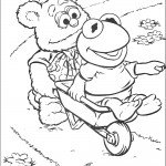 דף צביעה פונזי מסיע את קרמיט במריצה