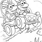 דף צביעה החבובות נוסעות במכונית