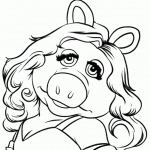 דף צביעה מיס פיגי