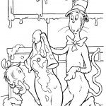 חתול תעלול עושה בלגן במטבח