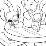 לילו מלמדת את סטיץ'