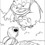 החייזר גנטי מנסה לתפוס את סטיץ'