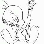 טוויטי מחזיקה במכחול צבעים