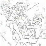 מילו מגלה את הקריסטל בשרשרת של קידה