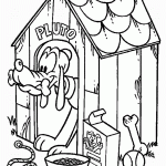 דף צביעה פלוטו בפתח המלונה