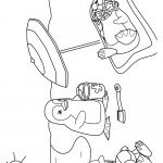 דף צביעה הפינגווינים נהנים ומשחקים בחוף הים